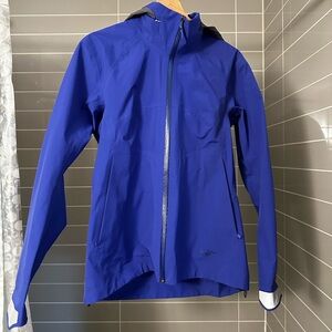 Arc’teryx Goretex Rain Jacket